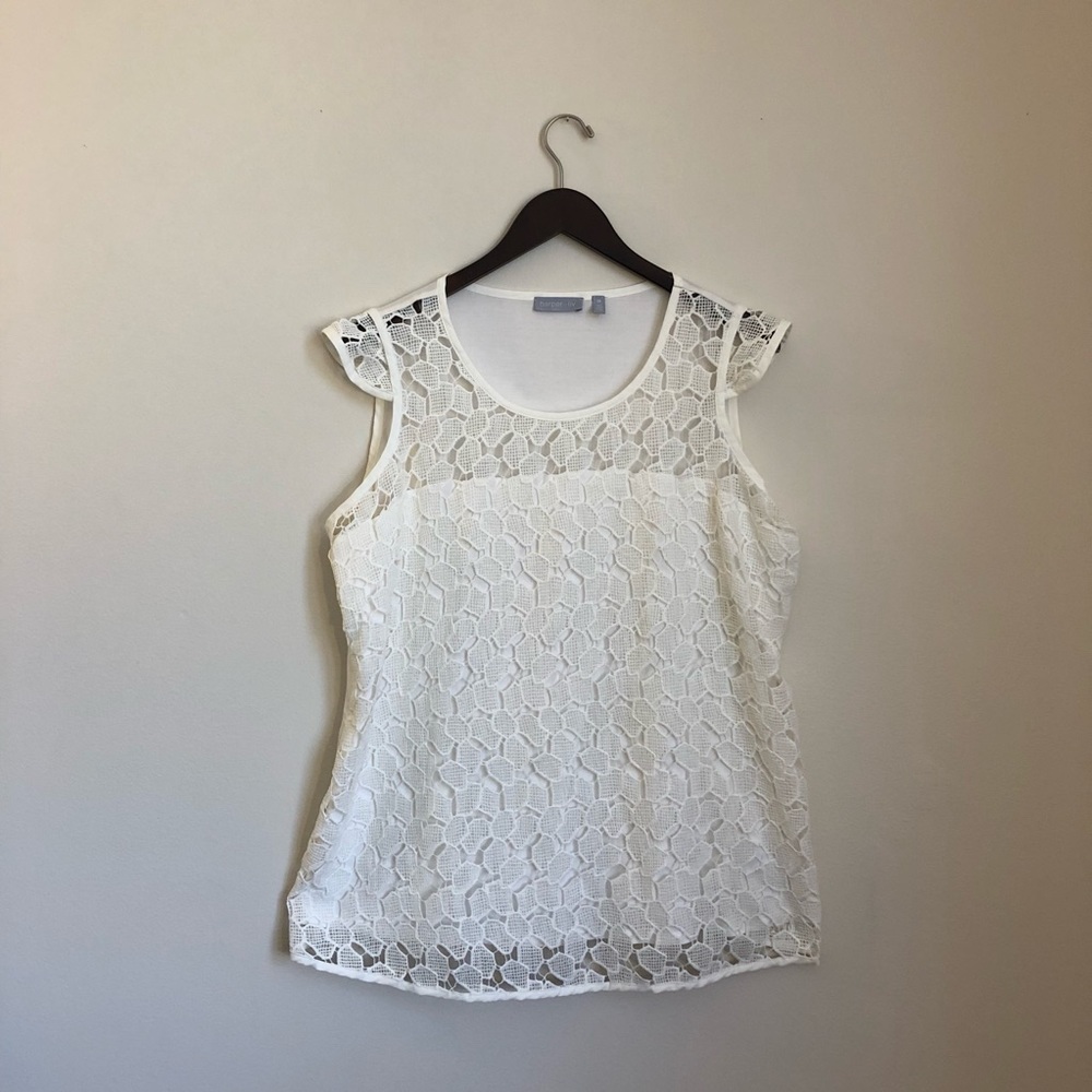 🌷Harper & Liv Lacy Top w Flutter Slv